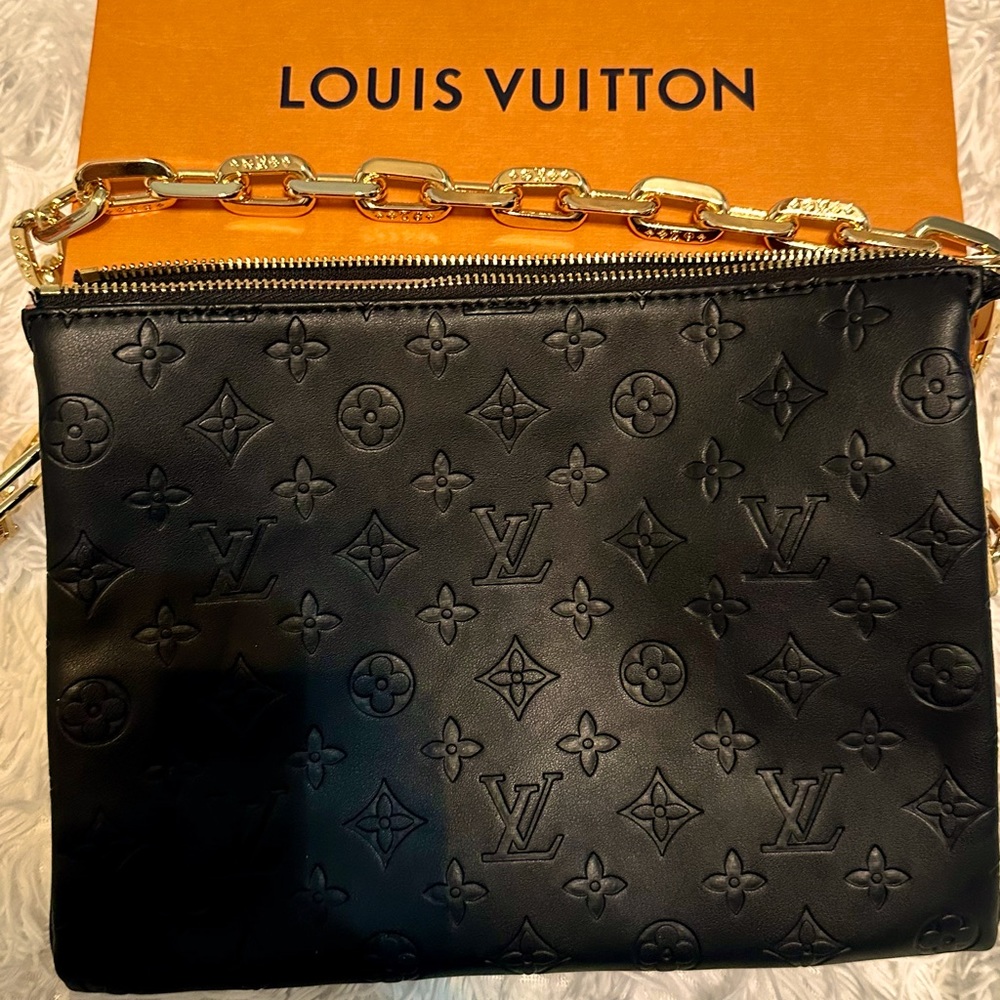 Lv super soft Coussin Black Bag